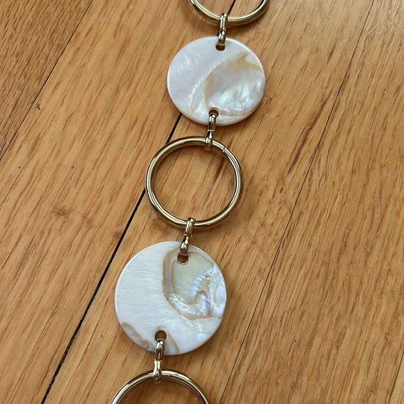 Vintage Shell Circles & Gold Tone Circles Belt with Chain for adjustable waist - Picture 5 of 9